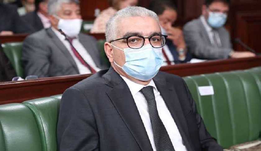 وزير التربية: نقل 48 مترشحا للباكالوريا مصابا بكورونا إلى مركز الإيواء والامتحان بالمهدية